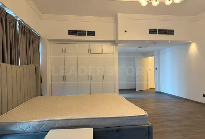 100403623 - Property Image 3