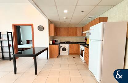 Apartment - 1 - 2 for sale in Marina View Tower A - Marina View - Dubai Marina - Dubai