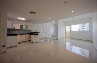 Apartment - 2 Bedrooms - 3 Bathrooms for sale in Marina Bay by DAMAC - Najmat Abu Dhabi - Al Reem Island - Abu Dhabi