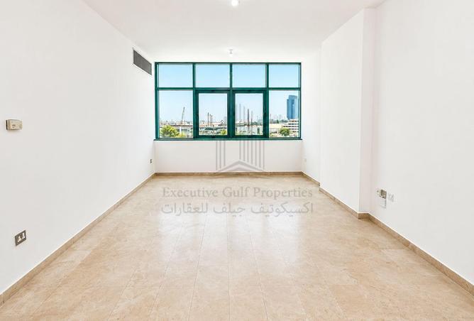 110989882 - Property Image 2