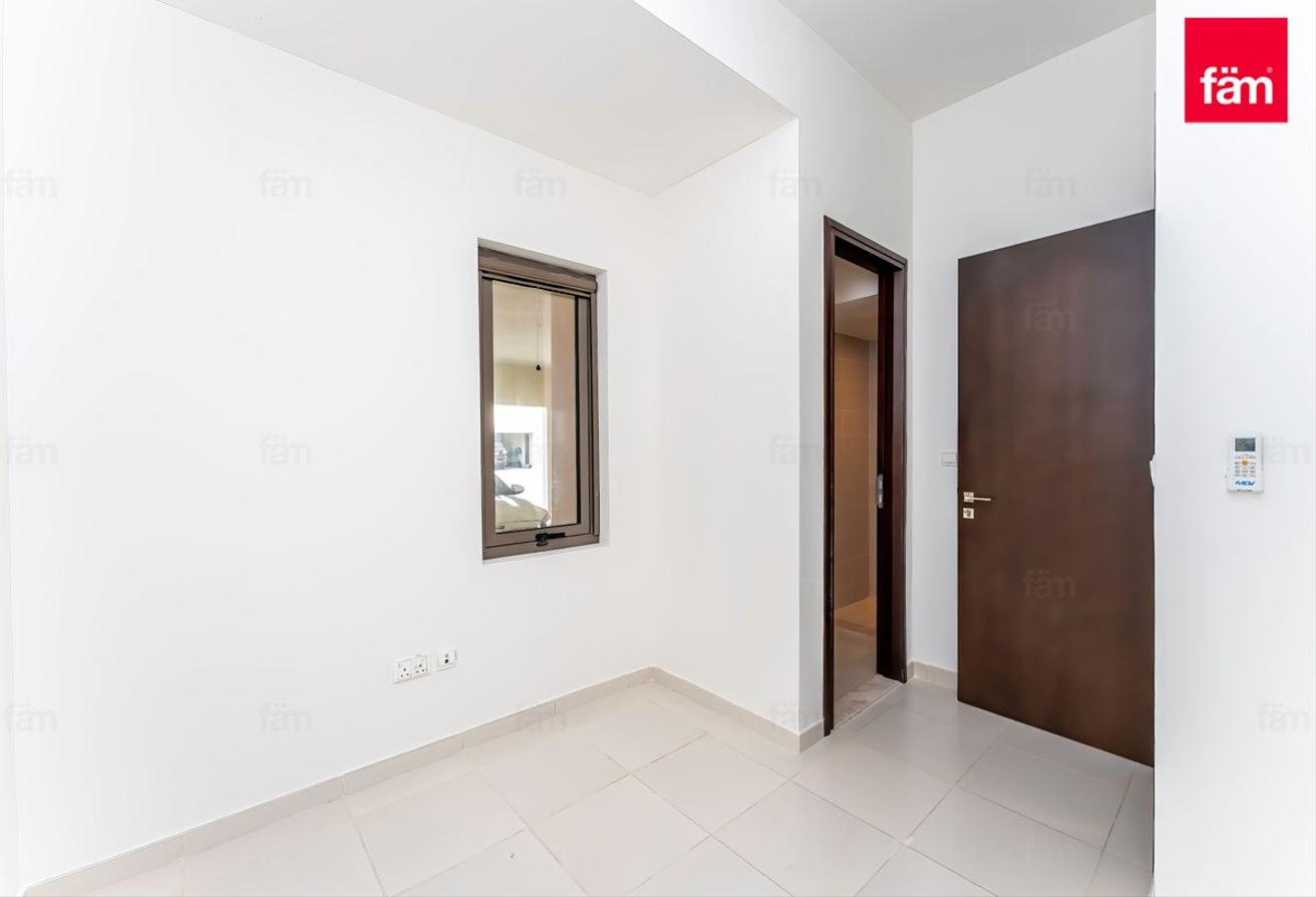 3br Type A End Unit Single Row Vacant Park Behind photo 18