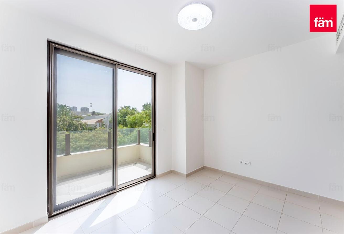 3br Type A End Unit Single Row Vacant Park Behind photo 15