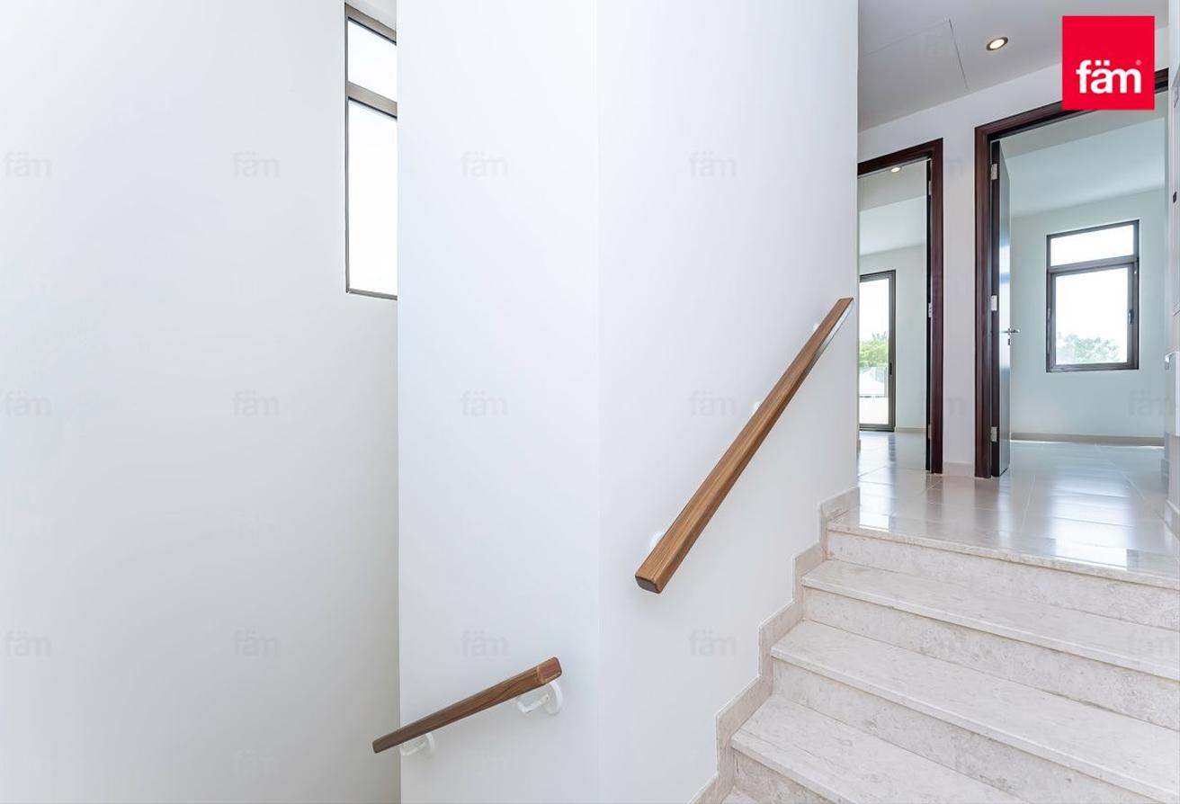 3br Type A End Unit Single Row Vacant Park Behind photo 14