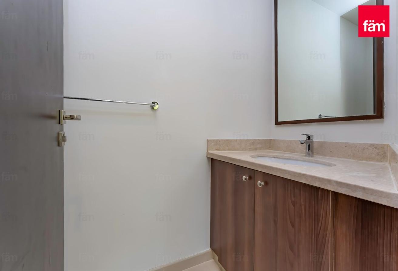 3br Type A End Unit Single Row Vacant Park Behind photo 19
