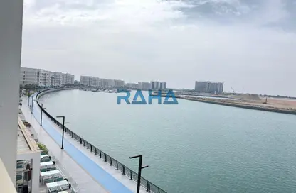 شقة - غرفة نوم - 2 حمامات للايجار في 17B البحيرة - لاجون - ميناء العرب - راس الخيمة - رأس الخيمة