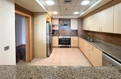 Apartment - 2 - 3 for rent in Al Nabat - Shoreline Apartments - Palm Jumeirah - Dubai
