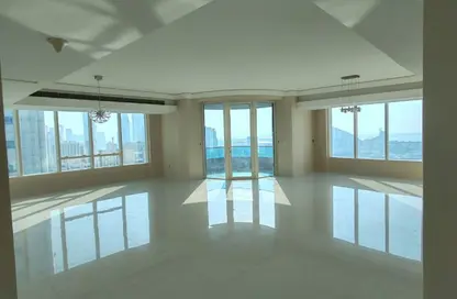 Apartment - 3 Bedrooms - 3 Bathrooms for sale in Blue Tower - Al Majaz 3 - Al Majaz - Sharjah