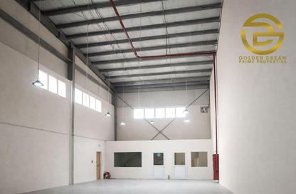 Warehouse - Studio - 1 Bathroom for rent in Al Khawaneej - Dubai
