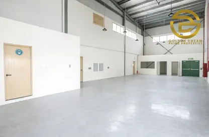 مستودع - استوديو - 1 حمام للايجار في الخوانيج - دبي