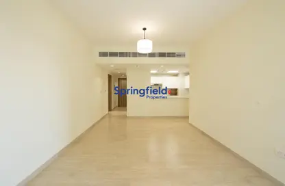 Apartment - 2 Bedrooms - 1 Bathroom for rent in Canal Bay - Business Bay - Dubai