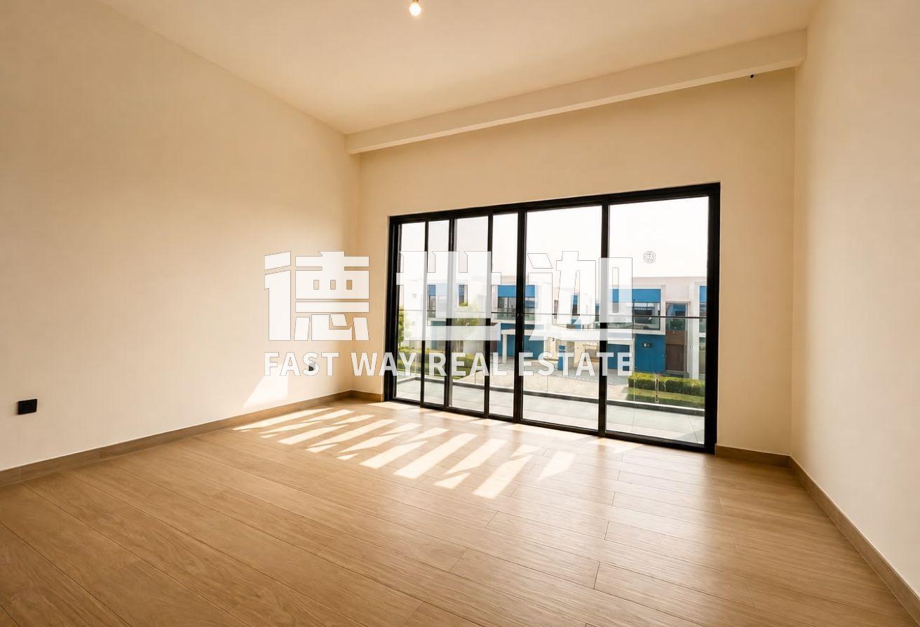 Single Row | 6BR+ Maids Room | Spacious photo 10