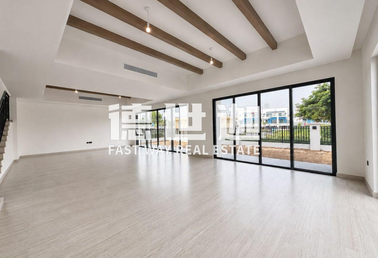 Single Row | 6BR+ Maids Room | Spacious photo 5