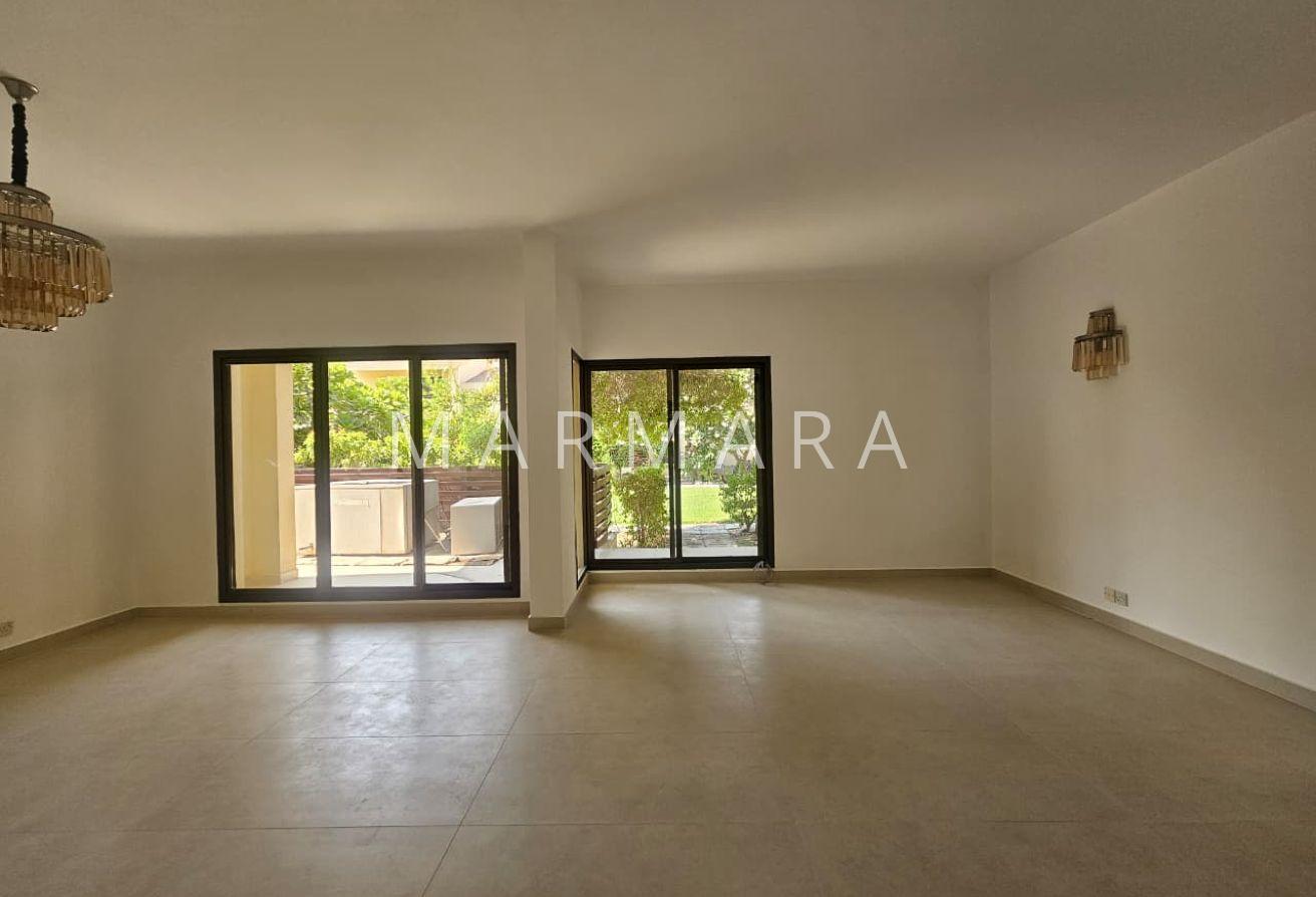 Cozy 4BR Compound villa | Swimming Pool | Garden photo 4