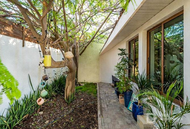 129734330 - Property Main Image
