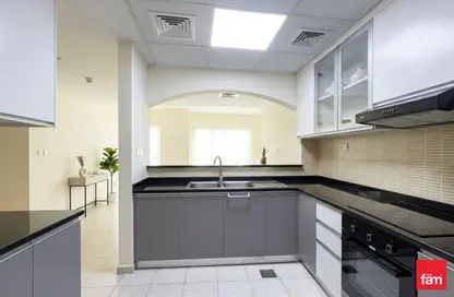 شقة - 2 غرف نوم - 3 حمامات للايجار في ليك بوينت - (JLT) مجمع N - أبراج بحيرات الجميرا - دبي