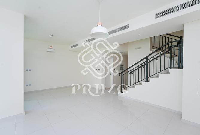 98704572 - Property Main Image