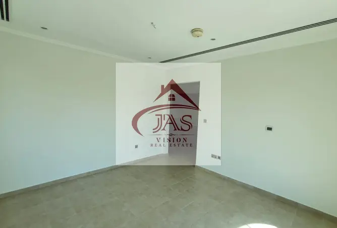 99116325 - Property Image 2