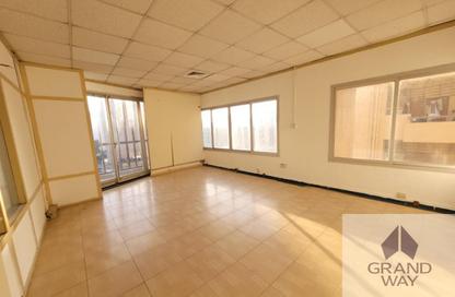 Office Space - Studio - 4 for rent in Souk Al Kabeer Building - Al Souk Al Kabeer - Bur Dubai - Dubai
