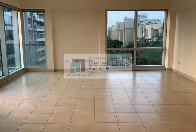 82806061 - Property Image 2