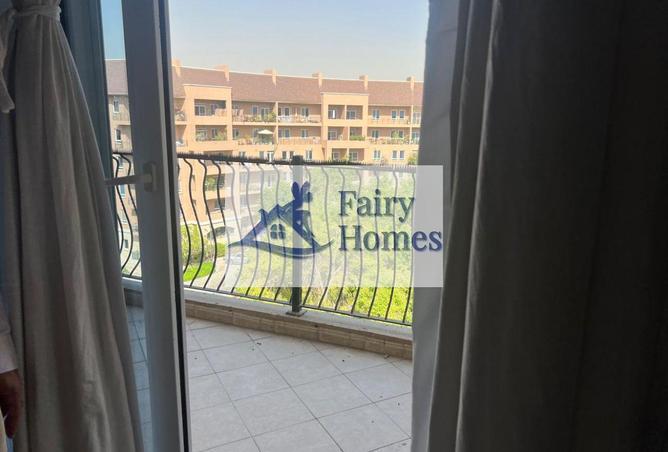 107302558 - Property Image 2