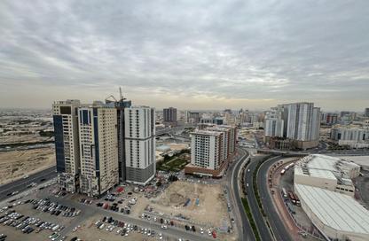 Apartment - 2 Bedrooms - 2 Bathrooms for rent in Gate Tower 1 - Musheiref - Ajman