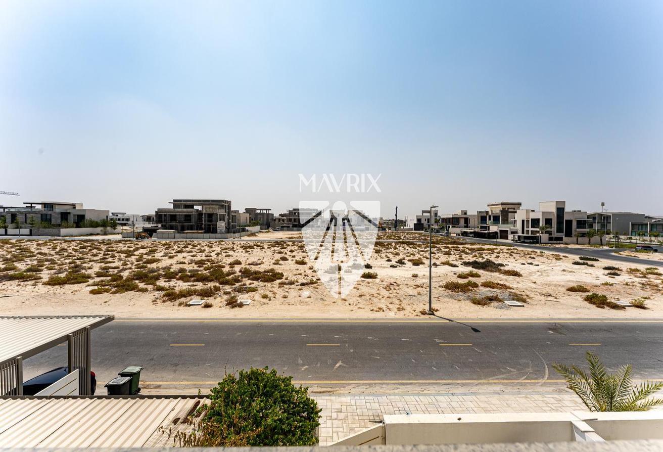 Spacious 5BR Villa | Prime Location | Luxurious photo 27