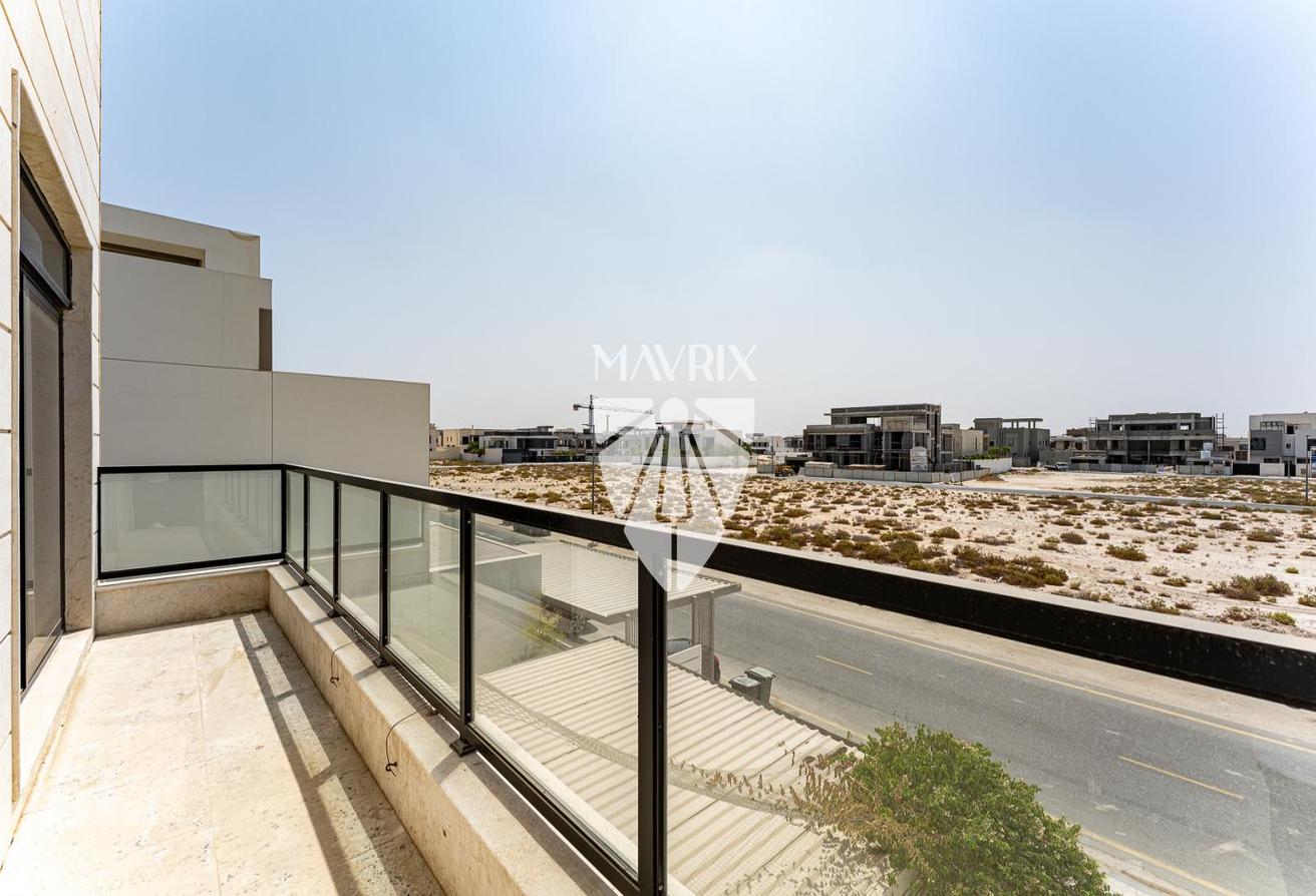 Spacious 5BR Villa | Prime Location | Luxurious photo 26