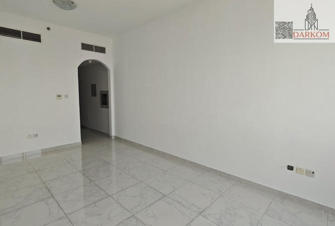 128851060 - Property Image 2