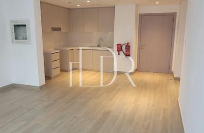 Apartment - 1 Bedroom - 1 Bathroom for rent in Waters Edge - Yas Island - Abu Dhabi