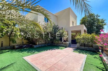 Villa - 4 Bedrooms - 5 Bathrooms for rent in Meadows 1 - Meadows - Dubai