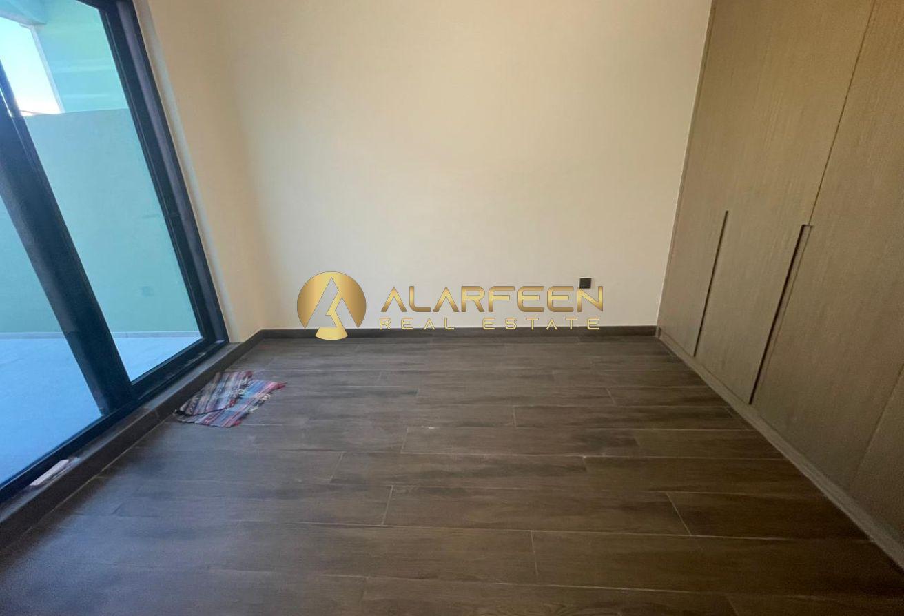 Negotiable | 3BR+Storage | Fitted Appliances photo 9
