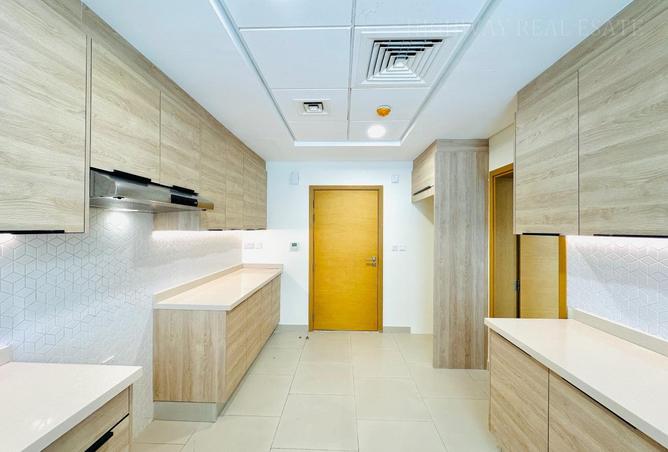 94005156 - Property Image 3