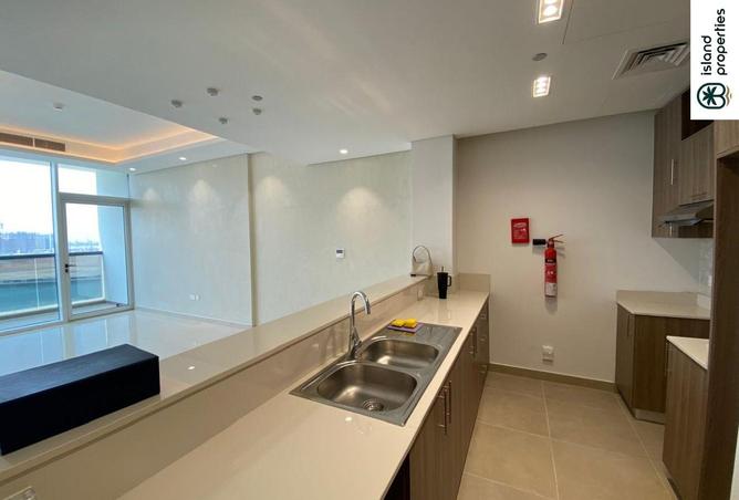 142823103 - Property Image 2