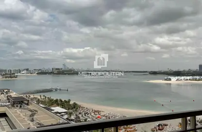 Apartment - 4 Bedrooms - 4 Bathrooms for rent in Al Das - Shoreline Apartments - Palm Jumeirah - Dubai