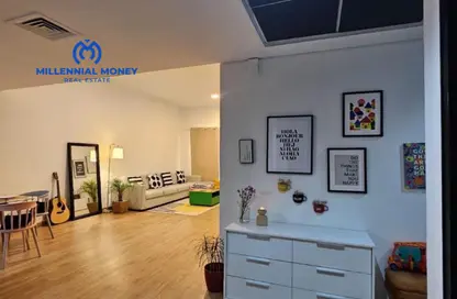 شقة - غرفة نوم - 2 حمامات للبيع في مبنى 183 - طراز مغولي - ديسكفري جاردنز - دبي