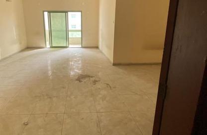Apartment - 3 Bedrooms - 3 Bathrooms for rent in Abu shagara Building 2 - Budaniq - Al Qasimia - Sharjah