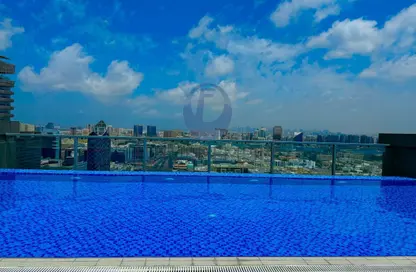 Apartment - 2 Bedrooms - 3 Bathrooms for rent in Titanium Tower - Al Karama - Dubai