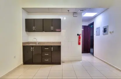 Apartment - 1 Bathroom for rent in Al Baraha - Deira - Dubai Apartment - 1 Bathroom for rent in Al Baraha - Deira - Dubai