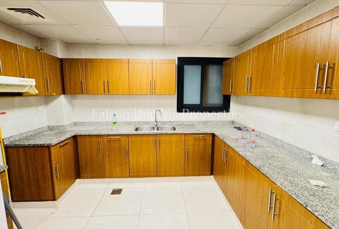 111852039 - Property Image 3