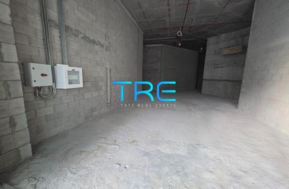 Shop - Studio for rent in Capital Centre - Abu Dhabi