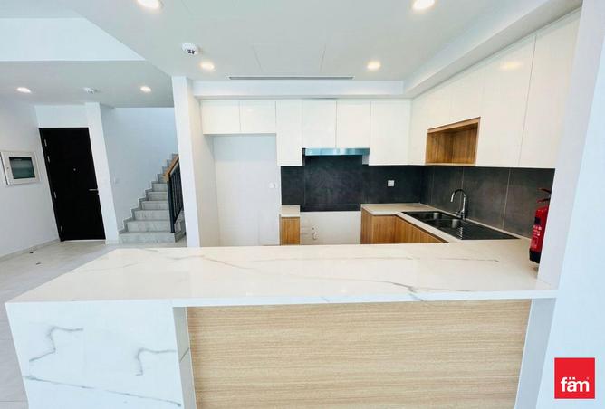 101693423 - Property Image 2