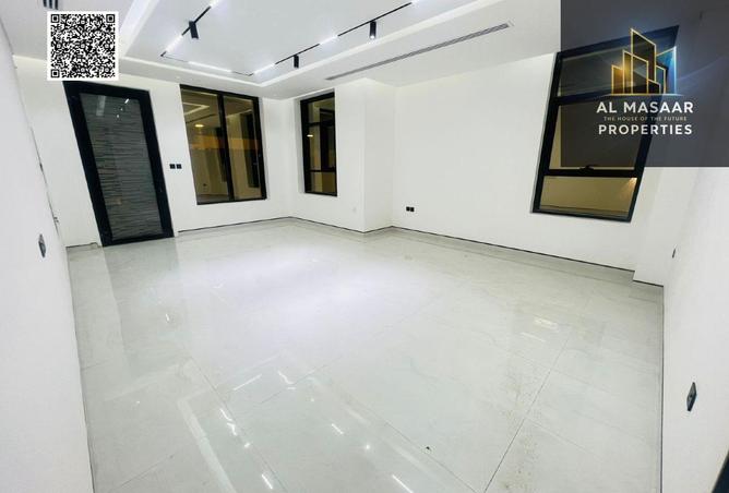 130670882 - Property Image 3