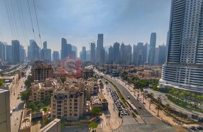 Apartment - 1 - 2 for rent in Boulevard Point - Downtown Dubai - Dubai