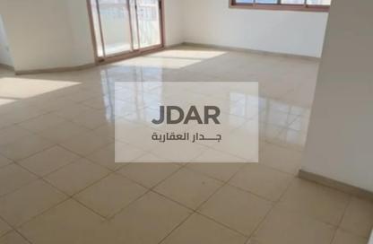 Apartment - 3 Bedrooms - 4 Bathrooms for rent in Qasimia 10 building - Al Mahatta - Al Qasimia - Sharjah