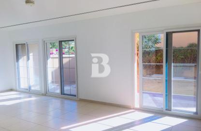 Villa - 4 Bedrooms - 5 Bathrooms for rent in District 16 - Jumeirah Village Circle - Dubai