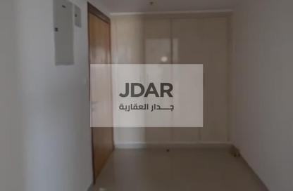 Apartment - 2 Bedrooms - 2 Bathrooms for rent in Lake Tower - Al Majaz 1 - Al Majaz - Sharjah Apartment - 2 Bedrooms - 2 Bathrooms for rent in Lake Tower - Al Majaz 1 - Al Majaz - Sharjah