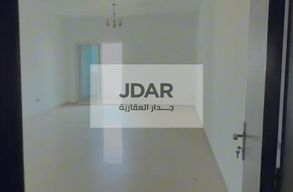 Apartment - 2 Bedrooms - 2 Bathrooms for rent in Lake Tower - Al Majaz 1 - Al Majaz - Sharjah Apartment - 2 Bedrooms - 2 Bathrooms for rent in Lake Tower - Al Majaz 1 - Al Majaz - Sharjah