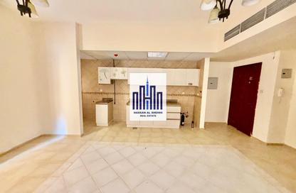Apartment - Studio - 1 Bathroom for rent in Muwaileh - Sharjah