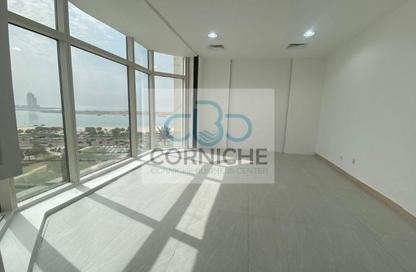 Business Centre - Studio - 2 Bathrooms for rent in Cornich Al Khalidiya - Al Khalidiya - Abu Dhabi