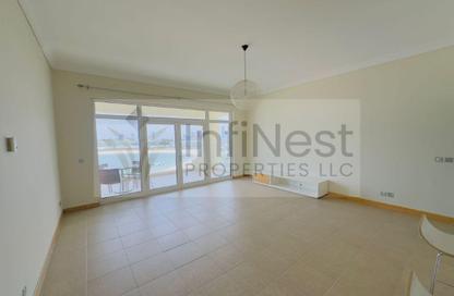 Apartment - 1 Bedroom - 2 Bathrooms for rent in Al Das - Shoreline Apartments - Palm Jumeirah - Dubai